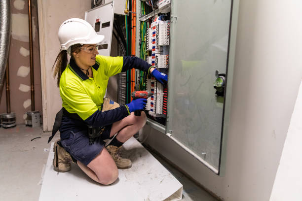 Best Emergency Electrical Repair  in Oakwood, IL